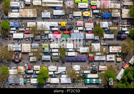 Mercato delle pulci presso l'Università di Dortmund, affare Market, mercato di seconda mano, Dortmund, la zona della Ruhr, Renania settentrionale-Vestfalia, Germania, Europa Foto Stock