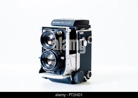 Vintage Mamiya C220 Professional twin reflex fotocamera (TLR Fotocamera), circa settanta Foto Stock