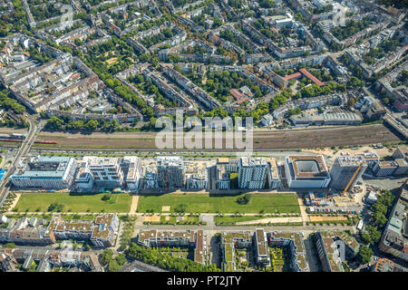 Architettura moderna, Holiday Inn Dusseldorf City Toulouser Allee, Berty-Albrecht-Park, Dusseldorf, Renania, Renania settentrionale-Vestfalia, Germania Foto Stock