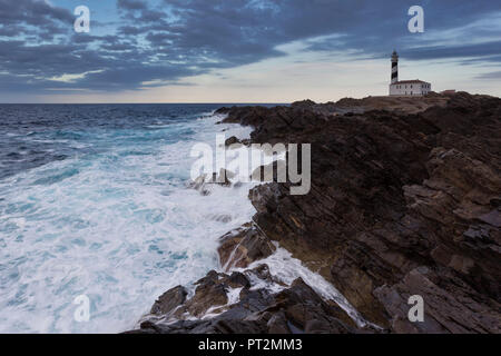 Il Cliff, Cap de Favaritx, Comune di Mahon, Menorca, isola delle Baleari, Spagna del Sud, Europa Foto Stock