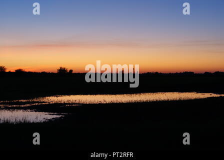 Sunrise Hurhada Egitto in inverno e beautifyl cielo di nuvole con vista sul Mar Rosso egiziano Beach Foto Stock