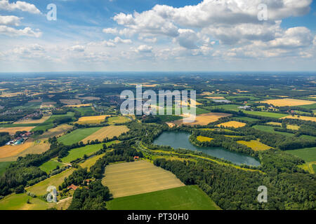 Vista aerea, Ems Hessel lago, campi e prati, vicino a Warendorf, Münsterland, Renania settentrionale-Vestfalia, Germania Foto Stock