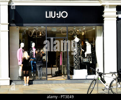 Liu-Jo shop, 104 King's Road, Londra, Inghilterra, Regno Unito. Foto Stock