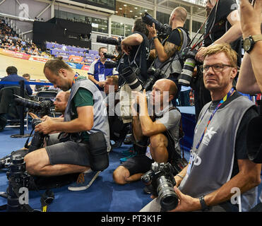 Gruppo di premere i fotografi a un evento sportivo - Glasgow Campionati Europei 2018 Foto Stock