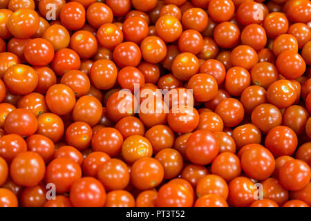 La produzione alimentare nel Regno Unito - frutta, verdure, insalate preparate, vita sana Foto Stock