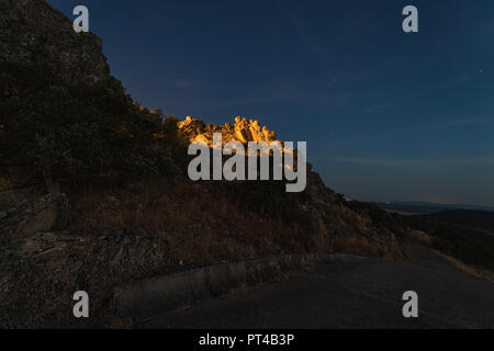 Paesaggio notturno dalla Risco vicino a Sierra de Fuentes. Extremadura. Spagna. Foto Stock