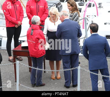 Il Principe di Galles e la duchessa di Cornovaglia visita il 'Maiden' yacht e incontro con Sua Altezza Reale la Principessa Haya bint Hussein al St Katharine Docks a Londra dove: Londra, Regno Unito quando: 05 set 2018 Credit: WENN.com Foto Stock