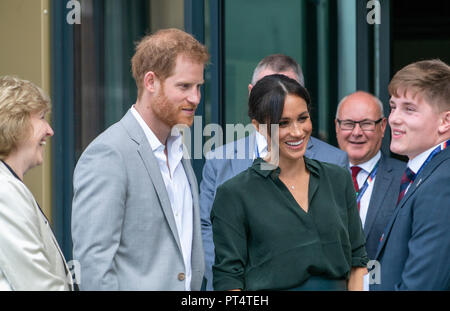 Bognor Regis, West Sussex / UK - 3 Ottobre 2018: le Loro Altezze Reali il Duca e la Duchessa di Sussex Open University (Chichester) Tech Park. Foto Stock