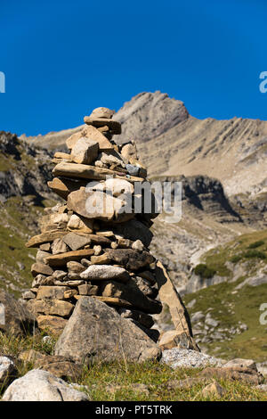 Un tumulo nelle alpi lechtal en route per Muttekopf. Foto Stock