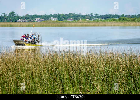 Florida,Lago Hamilton,Sample Park,acqua sawgrass barca,giro in idroscivolante,i visitatori viaggio viaggio turismo turistico punto di riferimento cultura culturale, Foto Stock