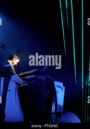 Jean Michel Jarre 'l'Oxygene Tour' in concerto a Lille (Francia, 17/10/1997) Foto Stock