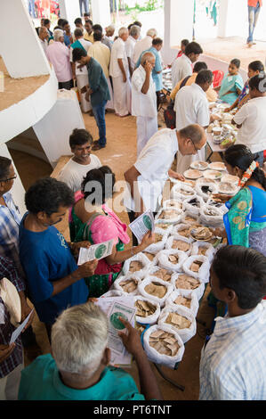 AUROVILLE, India - 28 Luglio 2018: Sostentamento Istituto presenta la seconda edizione del Festival di sementi. Foto Stock