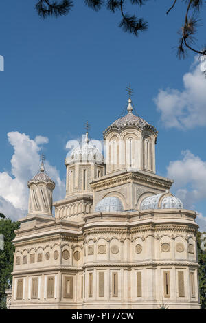 CURTEA DE ARGES, Valacchia/ROMANIA - 16 settembre : vista esterna del Monastero di Curtea de Arges Valacchia Romania il 16 settembre, 2018 Foto Stock