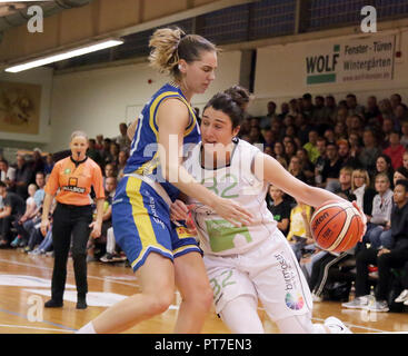 Bad aibling, Germania. 6 Ottobre, 2018. Da sinistra Magaret MULLIGAN (Braunschweig/US), Lindsay SHERBERT (Bad Aibling/US), .tedesco Womans Basketball League 2018/19, Oct 06, 2018 Firegirls Bad Aibling vs Eintracht Braunschweig, Firedome Bad Aibling, Credito: Wolfgang Fehrmann/ZUMA filo/Alamy Live News Foto Stock