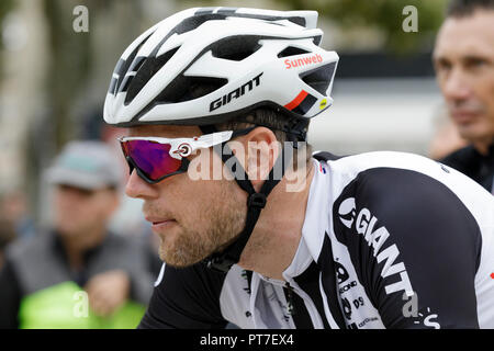 Chartres, Francia. 07 ott 2018. Tom Stamsnuder del team La Ragnatela Solare all'inizio della Parigi - Tours 2018 cycle race. L'ultima importante manifestazione ciclistica dell'anno a Chartres, in Francia. Credito: Julian Elliott/Alamy Live News Foto Stock