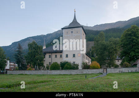 Castello Planta-Wildenberg è un castello nel comune di Zernez del Cantone dei Grigioni in Svizzera. Si tratta di un patrimonio svizzero Sito del National Foto Stock