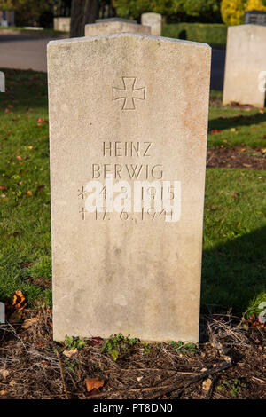 Guerra tedesca Tomba di Heinz Berwig, al cimitero Haycombe, bagno, Avon. Foto Stock