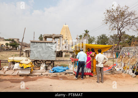 Le bancarelle del mercato, Hampi, Karnataka, India Foto Stock