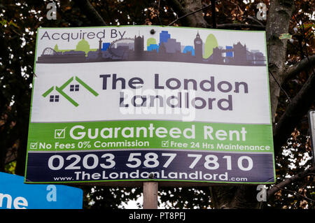 Segno per il London il locatore locazione immobiliare e gestione immobiliare agenti. Foto Stock