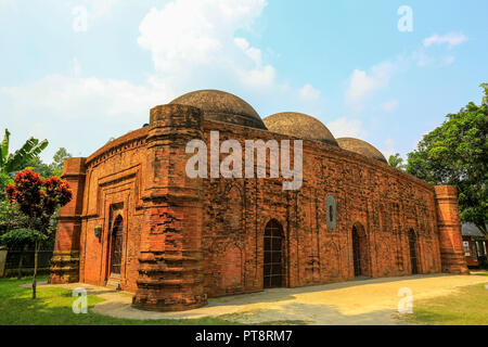 La Moschea Kherua (1582) a Sherpur. Bogra, Bangladesh. Foto Stock