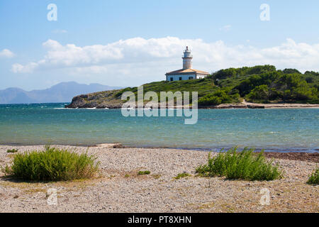 Alcanada lighthose vicino a Port d'Alcudia, Maiorca, SPAGNA Foto Stock