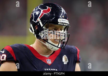 Houston, Texas, Stati Uniti d'America. Il 7 ottobre, 2018. Houston Texans difensivo fine J.J. Watt (99) sull'emarginare durante il secondo trimestre del NFL stagione regolare il gioco tra i Texans di Houston e Dallas Cowboys a NRG Stadium di Houston, TX il 7 ottobre 2018 Credit: Erik Williams/ZUMA filo/Alamy Live News Foto Stock