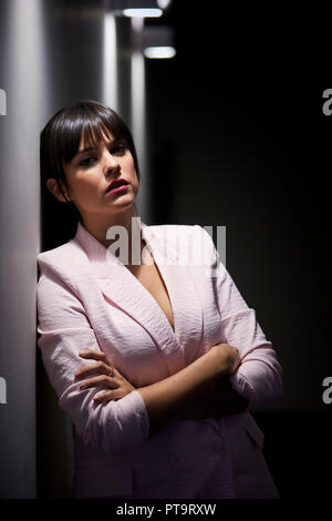 Attrice spagnola Cristina Abad pone durante una sessione di ritratto a La Latina teatro in Madrid. Foto Stock