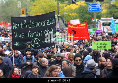 Montreal, Canada,7,Ottobre,2018.Anti-CAQ protesta contro la politica di immigrazione del neoeletto Avenir coalizione governo del Quebec.Credit:Mario Beauregard/Alamy Live News Foto Stock