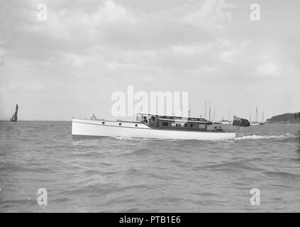 A 45 ft Wolseley lancio di cabina. Creatore: Kirk & Figli di Cowes. Foto Stock