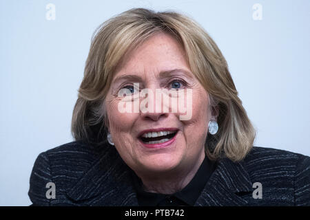 Hillary Rodham Clinton presso l Università di Oxford per onorare il settantesimo anniversario della Dichiarazione Universale dei Diritti dell'uomo. Foto Stock