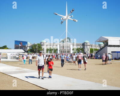 Un colpo di Goodwood House e display centrale al Festival di Goodwood di velocità 2018. Foto Stock