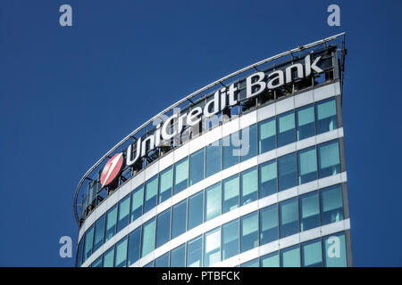 UniCredit Bank logo, Praga, Repubblica Ceca Foto Stock