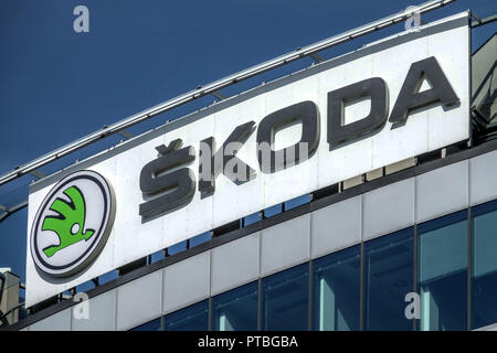 Logo Skoda, Skoda annuncio Repubblica Ceca Foto Stock