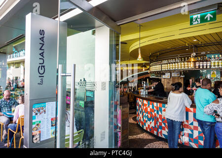 Londra Inghilterra,UK,Lambeth South Bank,Southbank Centre Center,Festival Terrace,Las Iguanas,pub bar,ristoranti ristoranti ristorazione cafe cafe',Latin Foto Stock