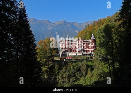 Una vista del GrandHotel Giessbach situato in Brienz, Svizzera. Foto Stock