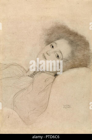 Gustav Klimt, Ritratto di una giovane donna sdraiata circa 1897-1898 gesso nero, J. Paul Getty Museum di Los Angeles, Stati Uniti d'America. Foto Stock