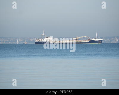 Sheerness, Kent, Regno Unito. 9 Ott, 2018. Regno Unito Meteo: una mattina di sole in Sheerness, Kent. Credito: James Bell/Alamy Live News Foto Stock