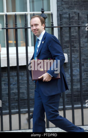 Londra, UK, 9 ottobre 2018,il Segretario di Stato per la salute e la cura sociale, Rt Hon Matt Hancock MP arriva per la riunione di gabinetto in 10 Downing Street, Londra.Credit: Keith Larby/Alamy Live News Foto Stock