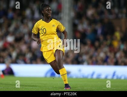 Craven Cottage, Londra, Regno Unito. 9 Ott, 2018. Womens International Football Friendly, tra Inghilterra e Australia; Princess Ibini dell Australia Credit: Azione Plus sport/Alamy Live News Foto Stock