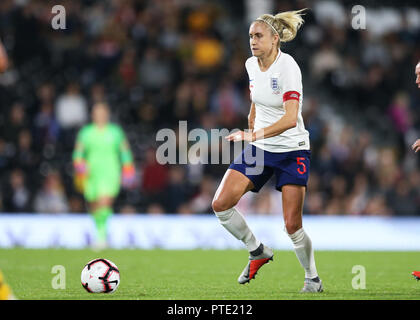 Craven Cottage, Londra, Regno Unito. 9 Ott, 2018. Womens International Football Friendly, tra Inghilterra e Australia; Steph Houghton di Inghilterra Credito: Azione Sport Plus/Alamy Live News Foto Stock