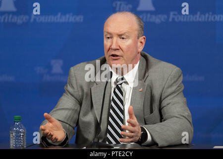 Washington, DC, Stati Uniti d'America. 9 Ott, 2018. ANDY MCCARTHY, redattore, Rassegna Nazionale ed ex assistente U.S. Avvocato per il Southern District di New York, parlando all'Heritage Foundation in Washington, DC il 9 settembre 2018. Credito: Michael Brochstein/ZUMA filo/Alamy Live News Foto Stock