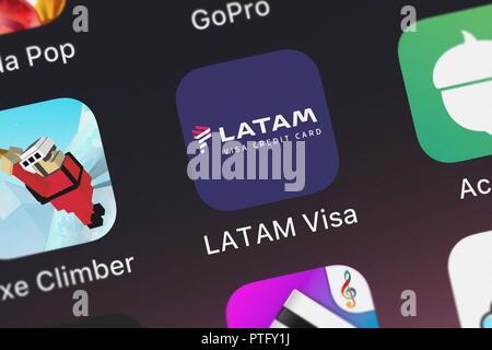 London, Regno Unito - 9 Ottobre 2018: Close-up shot del LATAM Visa mobile app dalla U.S. Bancorp. Foto Stock