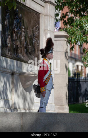 Rievocazione dell occupazione inglese di Boston Common in 1768 Foto Stock