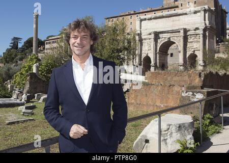 Alberto Angela conduttore televisivo presenta dei Fori Imperiali il documentario programma "Ulisse". Italia Roma 28/09/2018 Foto Remo Casilli/peccato Foto Stock