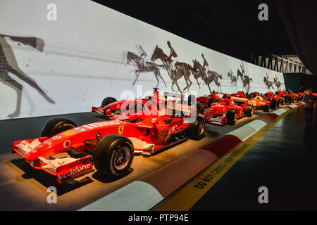 L'Italia, Torino: interno del Museo Nazionale dell'Automobile Foto Stock