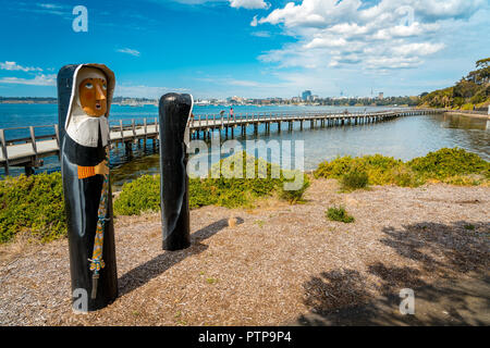 Geelong, Victoria, Australia - sculture lungo il mare a piedi Foto Stock