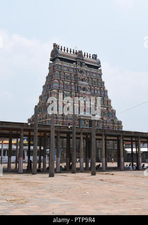 Bellissimo tempio di Chidambaram Architettura a Tamilnadu, India del Sud. Foto Stock