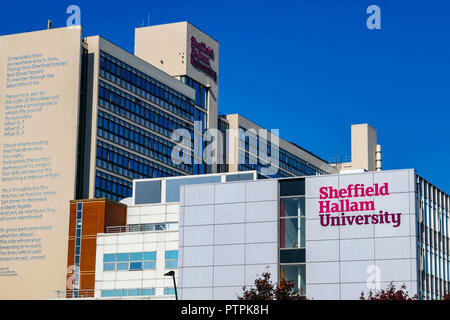 Soleggiata giornata autunnale a Sheffield Mildand stazione ferroviaria, Sheffield South Yorkshire, Inghilterra, Regno Unito Sheffield Hallam University Foto Stock