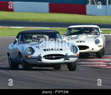 Jon Minshaw, Phil Keen, Jaguar E-Type, Jaguar Classic Challenge, pre-66 Jaguar Cars, Donington storica festa, 2018 motor racing, motor sport, mot Foto Stock