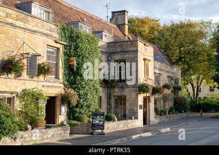 Manor House hotel a Moreton in Marsh, Gloucestershire, Inghilterra Foto Stock